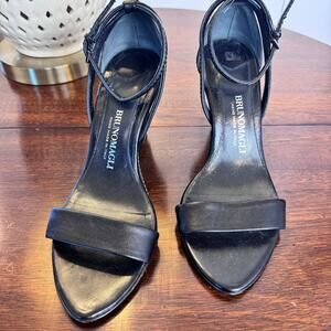 Bruno Magli Black Leather Sandal Size 7.5